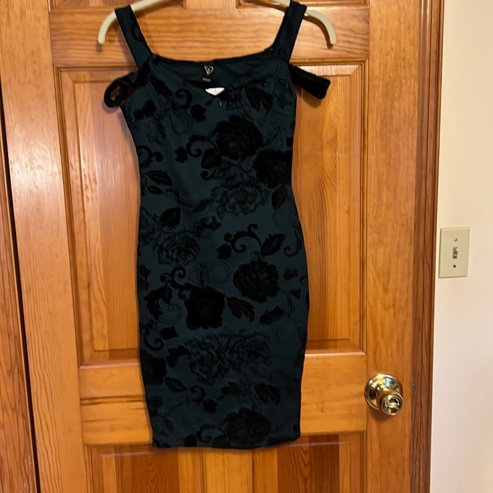 NWT  green and black evening dress, small